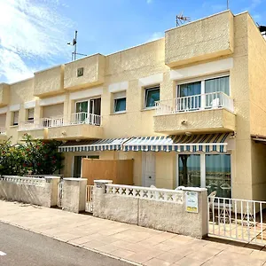 Casa Cómoda Delante De La Playa Con Vista Al Mar Cambrils
